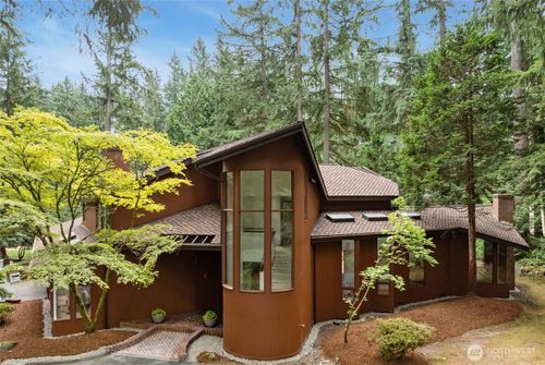 5004 134th Pl Ne, Bellevue, WA, 98005-1019 | Card Image