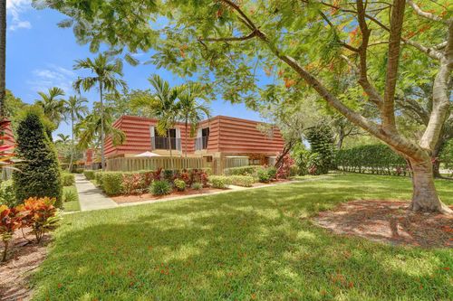 714 Nw 98th Circle, Plantation, FL, 33324 | Card Image