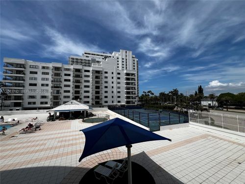 l3-5445 Collins Ave, Miami Beach, FL, 33140-2563 | Card Image