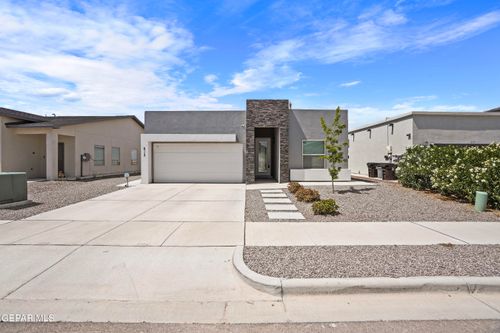 812 Magnolia Park Street, Santa Teresa, NM, 88008 | Card Image