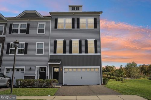 1 Sienna Way, MOUNT LAUREL, NJ, 08054-9667 | Card Image