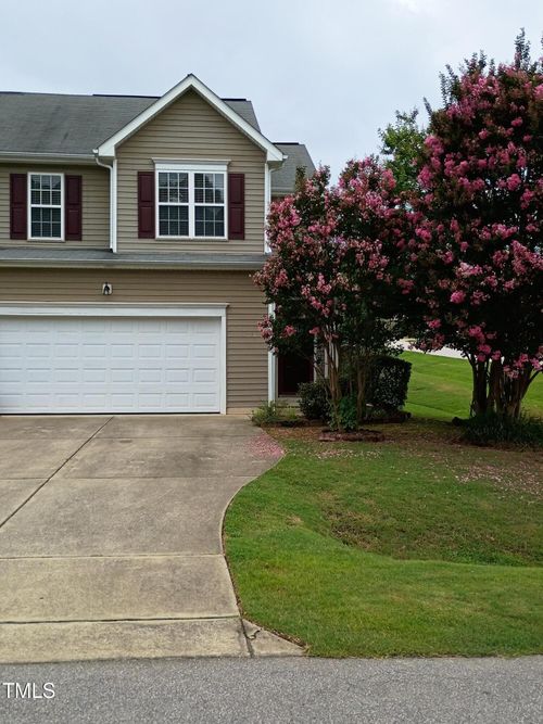524 Woodson Dr, Clayton, NC, 27527-3976 | Card Image