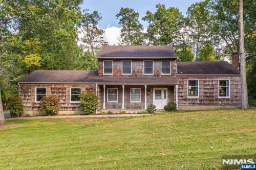 195 Vreeland Road, West Milford, NJ, 07480 | Card Image