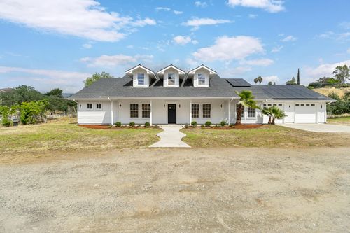 32491 Pleasant Oak Dr, Springville, CA, 93265-9307 | Card Image