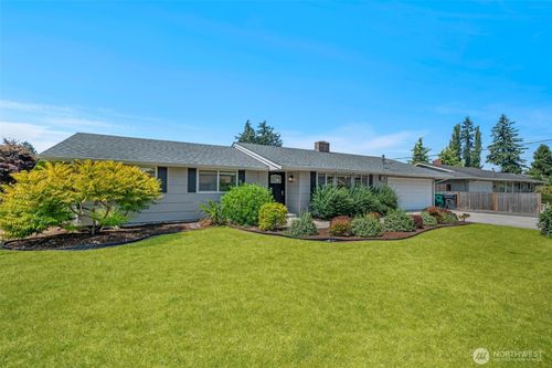9214 46th Dr Ne, Marysville, WA, 98270-2212 | Card Image
