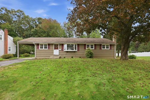 3 Arrow St, Enfield, CT, 06082-4609 | Card Image