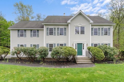 35 Fort Pond Hill Rd, Littleton, MA, 01460-2105 | Card Image