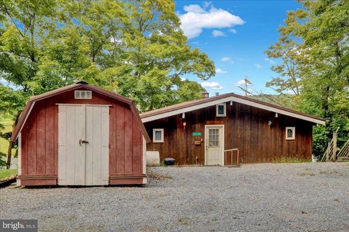 410 S Shore Drive, LENHARTSVILLE, PA, 19534 | Card Image