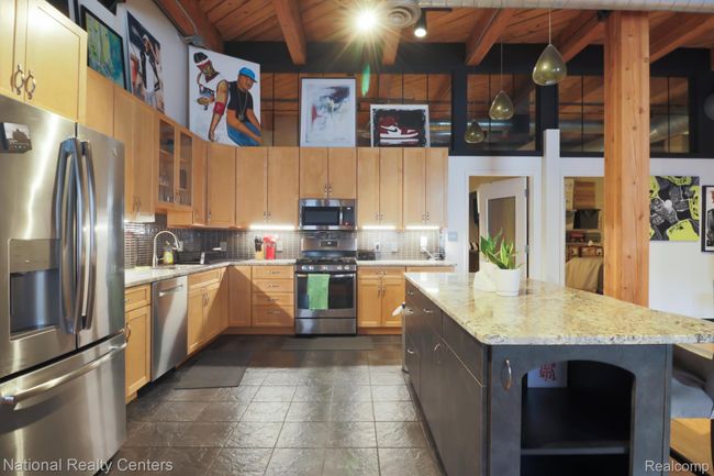 APT-29 - 200 River Place Dr, Condo with 2 bedrooms, 3 bathrooms and null parking in Detroit MI | Image 21
