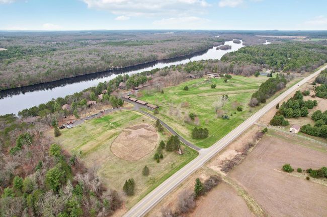 12 Cedar Trl, Condo with 2 bedrooms, 2 bathrooms and null parking in Wisconsin Dells WI | Image 35