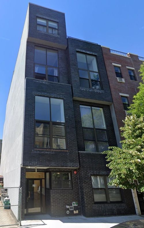 4a-270 Devoe St, Brooklyn, NY, 11211-3886 | Card Image