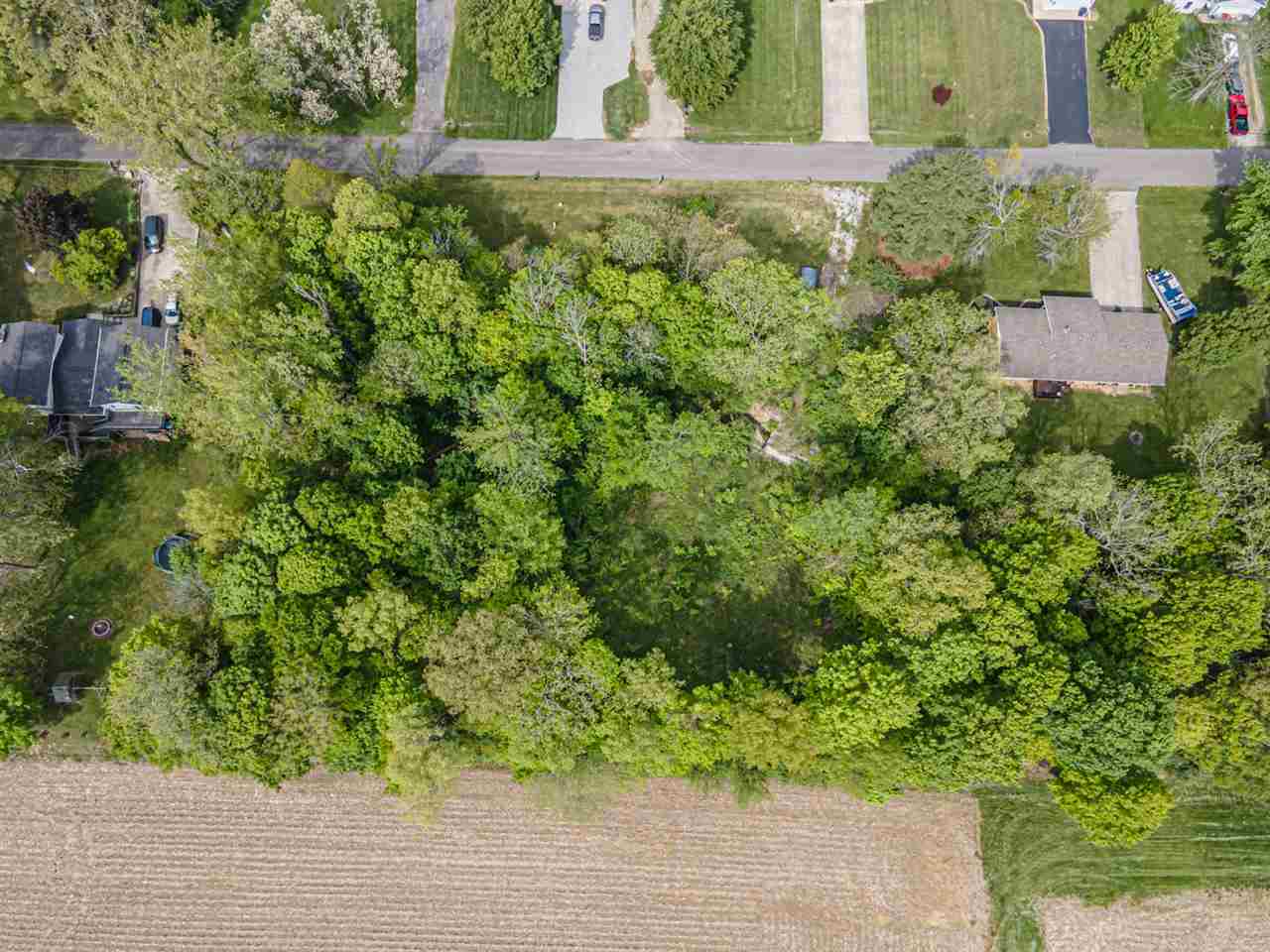 Land in Eaton