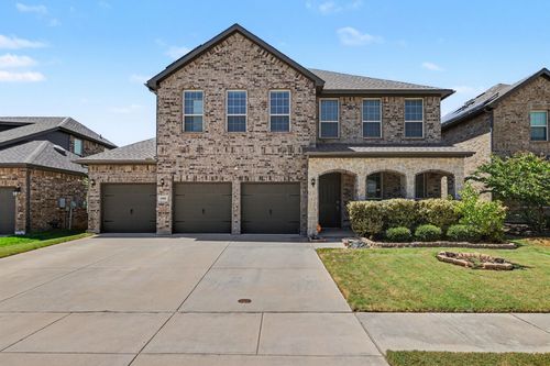 2901 Lakeside Dr, Providence Village, TX, 76227-8093 | Card Image