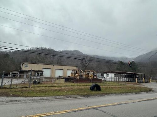 13145 Highway 38, Evarts, KY, 40828-6341 | Card Image