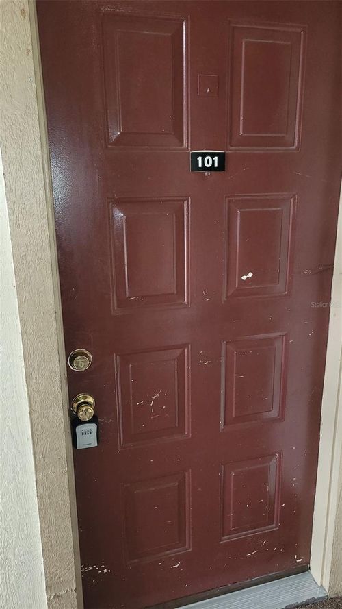 101-3205 Fox Chase Circle N, PALM HARBOR, FL, 34683 | Card Image