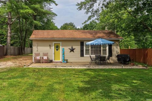 1309 N Parklane Dr, Boonville, IN, 47601-2445 | Card Image