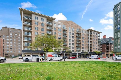502-200 W Campbell St, Arlington Heights, IL, 60005-5800 | Card Image