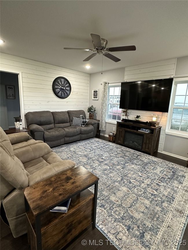4512 - 20947 N Country Ridge Dr, House other with 2 bedrooms, 2 bathrooms and null parking in Stigler OK | Image 16