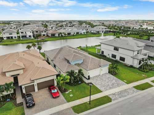 10030 Skyloft St, Palm Beach Gardens, FL, 33412-2966 | Card Image