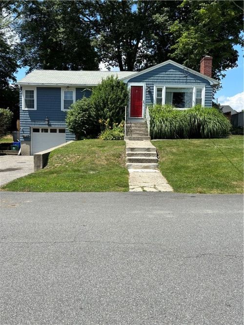 43 Belvedere St, Johnston, RI, 02919-2510 | Card Image