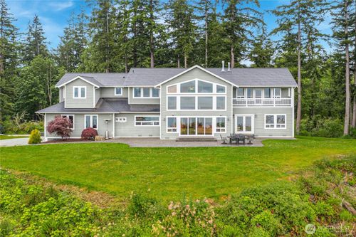4075 Preserve Dr, Camano Island, WA, 98282 | Card Image