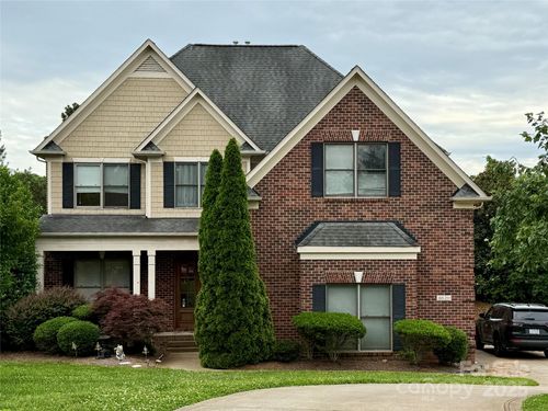 8620 Rolling Fields Rd, Mint Hill, NC, 28227-7047 | Card Image