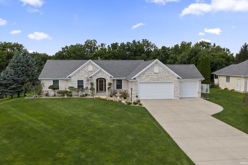 19835 Hidden Meadow Trl, Goshen, IN, 46528-6206 | Card Image