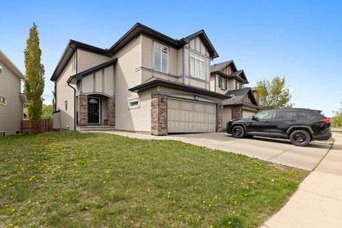 34 Brightoncrest Common Se, Calgary, AB, T2Z0N8 | Card Image
