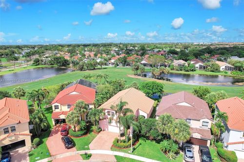 1637 Sw 156th Ave, Pembroke Pines, FL, 33027-2350 | Card Image