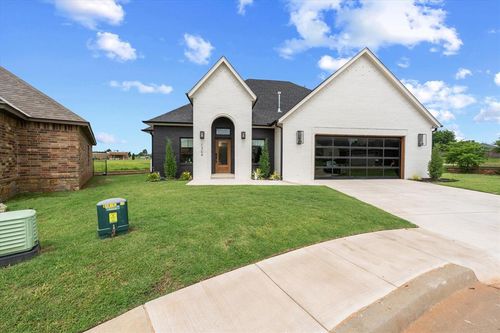 1304 Katelyn Court, Yukon, OK, 73099 | Card Image