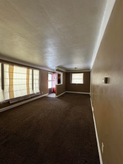 3009 Menominee Avenue, Unknown, MI, 48507 | Card Image