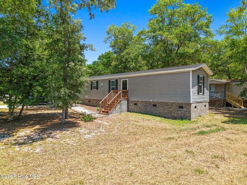 3374 Marlin Dr Se, Bolivia, NC, 28422-8179 | Card Image