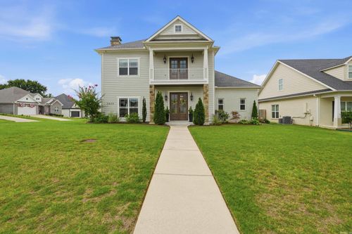 3825 Carolina Dr, Conway, AR, 72034-3559 | Card Image