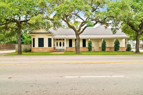 800 Jackson St, Richmond, TX, 77469-3420 | Card Image