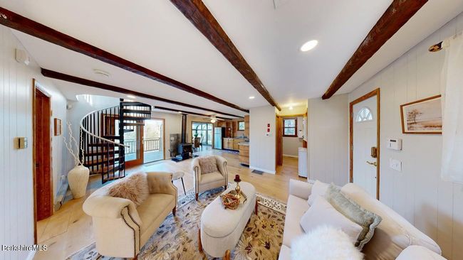 173 King Richard Dr, House other with 3 bedrooms, 2 bathrooms and null parking in Becket MA | Image 6