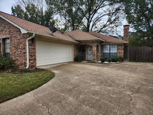 13 S Pebble Creek Dr, Longview, TX, 75605 | Card Image