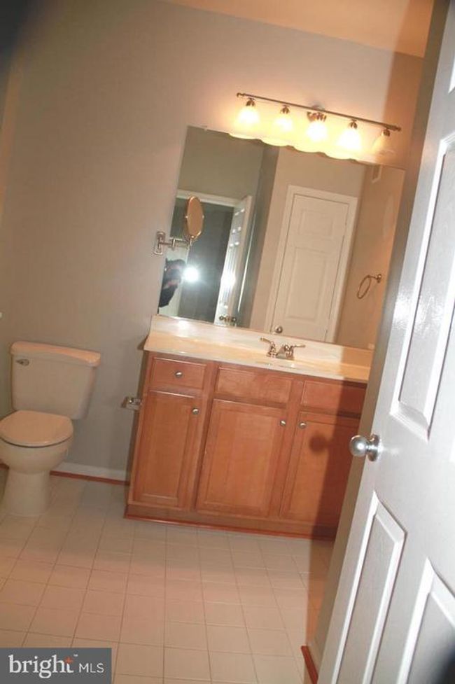 APT-301 - 1520 N Point Dr, Condo with 2 bedrooms, 2 bathrooms and null parking in RESTON VA | Image 11