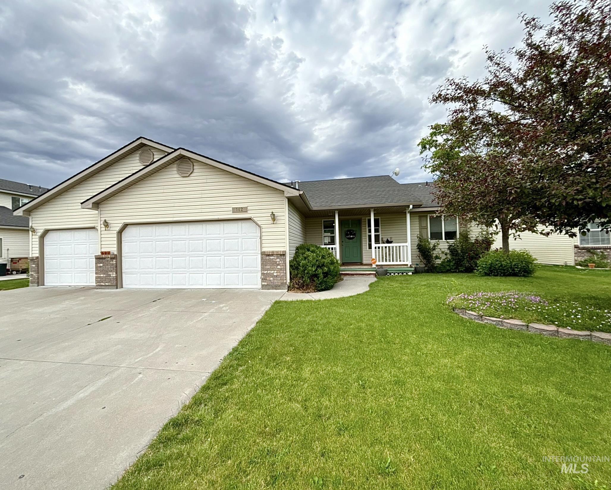 Victor Gust Dr, Mountain Home, ID 83647