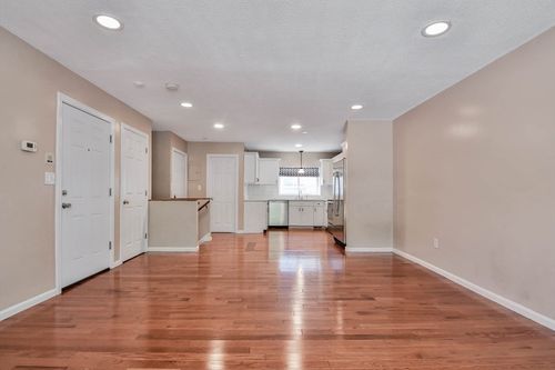 apt-2-4873 Washington St, Boston, MA, 02132-2118 | Card Image