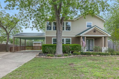 310 E Main St, Fayetteville, TX, 78940-5545 | Card Image