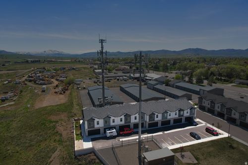 858 E 250 N, Hyrum, UT, 84319-3108 | Card Image