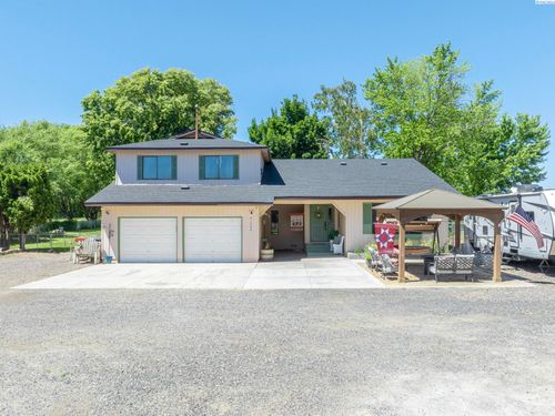 51306 N Whan Rd, Benton City, WA, 99320-9667 | Card Image