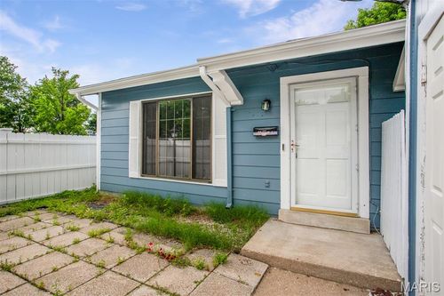2449 Forest Shadows Dr, Saint Louis, MO, 63136-5805 | Card Image