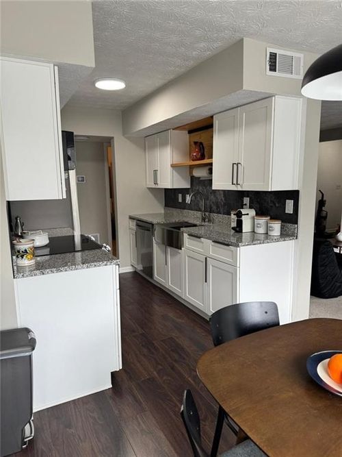 1403 Glenleaf Dr, Norcross, GA, 30092-6149 | Card Image