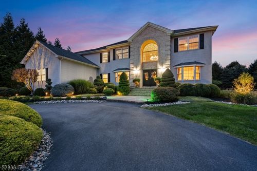 103 Cardinal Way, Stewartsville, NJ, 08886-2050 | Card Image