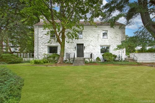 460 Sterling Rd, Harrison, NY, 10528-1316 | Card Image