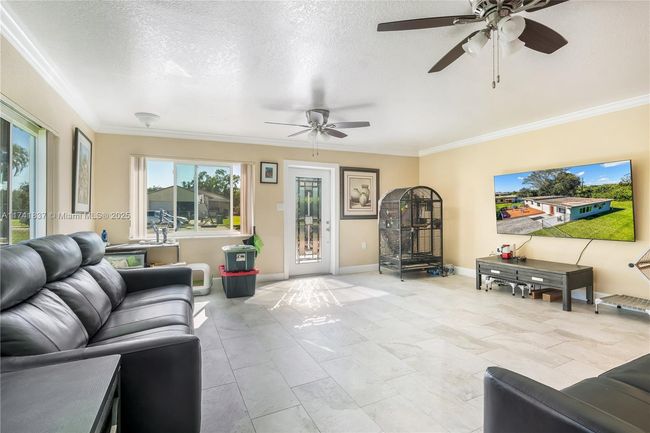 1601 Sw 117 Th Ave, House other with 4 bedrooms, 3 bathrooms and null parking in Davie FL | Image 6