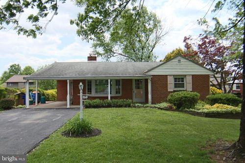 6893 Chambers Hill Rd, HARRISBURG, PA, 17111-5104 | Card Image