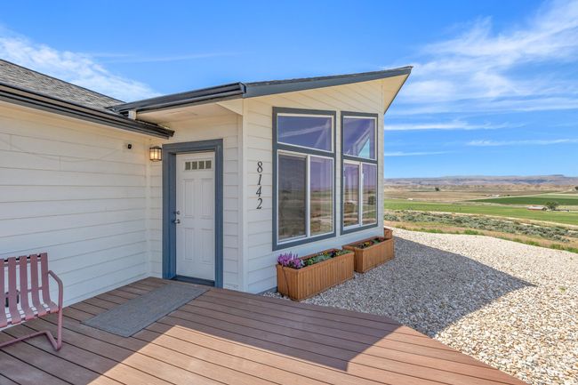 8142 Us Highway 95, House other with 3 bedrooms, 2 bathrooms and 2 parking in Marsing ID | Image 5