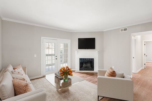 203-6820 Highway 70 S, Nashville, TN, 37221-5236 | Card Image